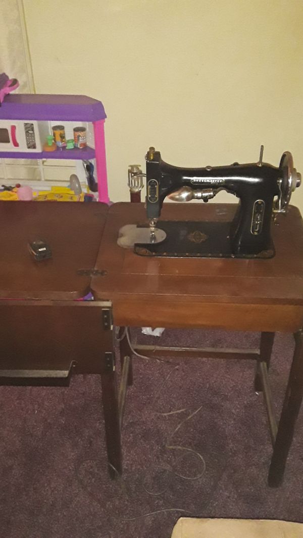 DressMaster Electric Sewing Machine for Sale in Indianapolis, IN - OfferUp