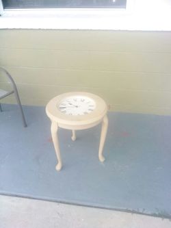 Clock table