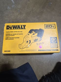 Dewalt Plastic Tubing Cutter