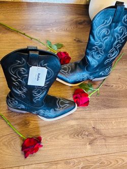 Ralida Collection Black Cowboy Boots