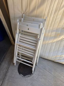 Set of 4 chairs