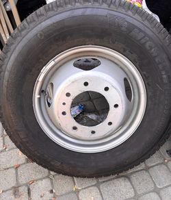 Michelin Tire LT235/80R17