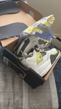 Jordan 4s