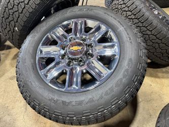 WE DELIVER 🚚 20” CHROME 2025 CHEVY 2500HD LTZ HIGH COUNTRY WHEELS GOODYEAR LT275/65R20 99% 3500 HD