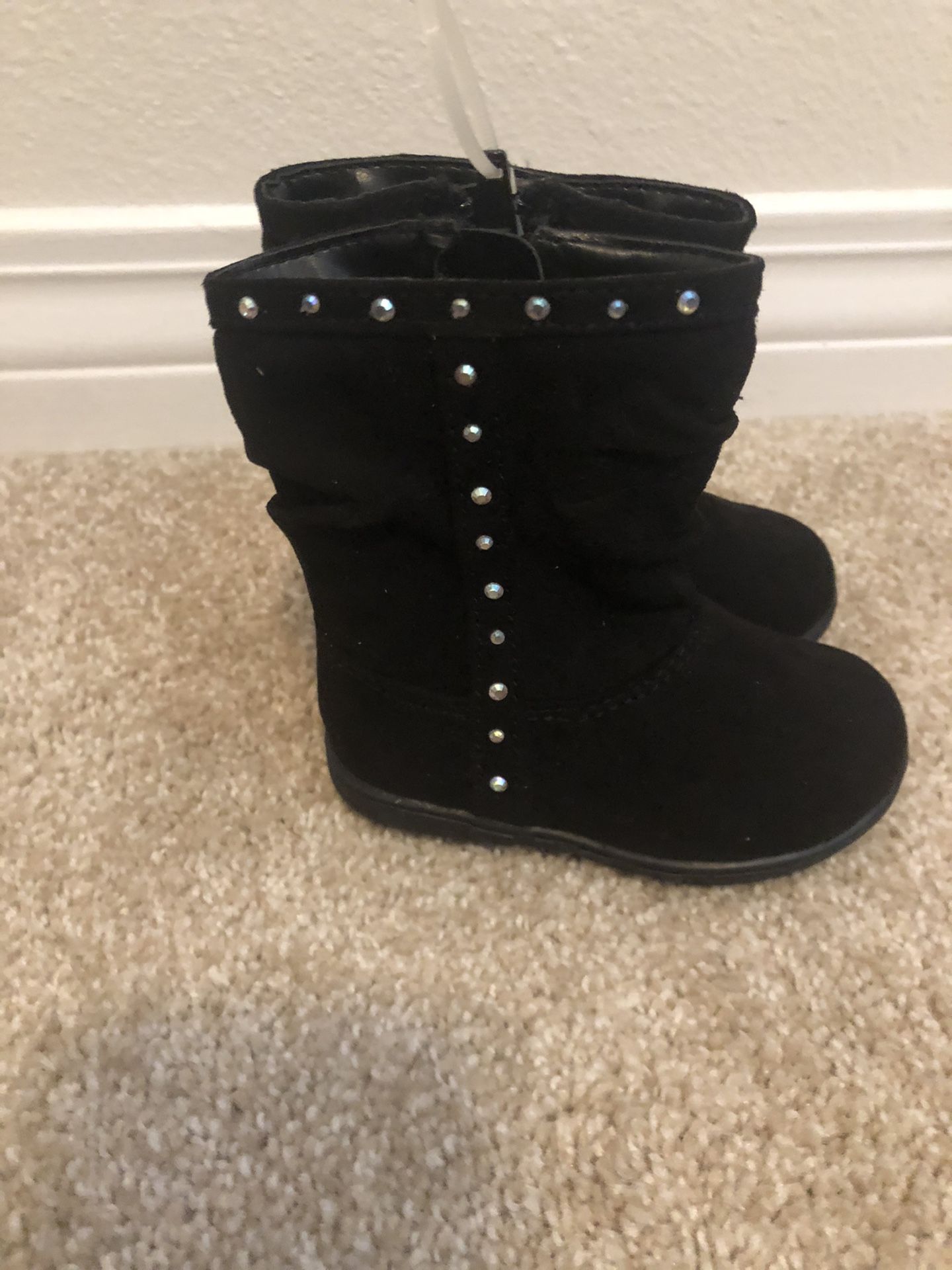 New girls boots