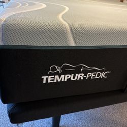 Tempur Pedic Mattres