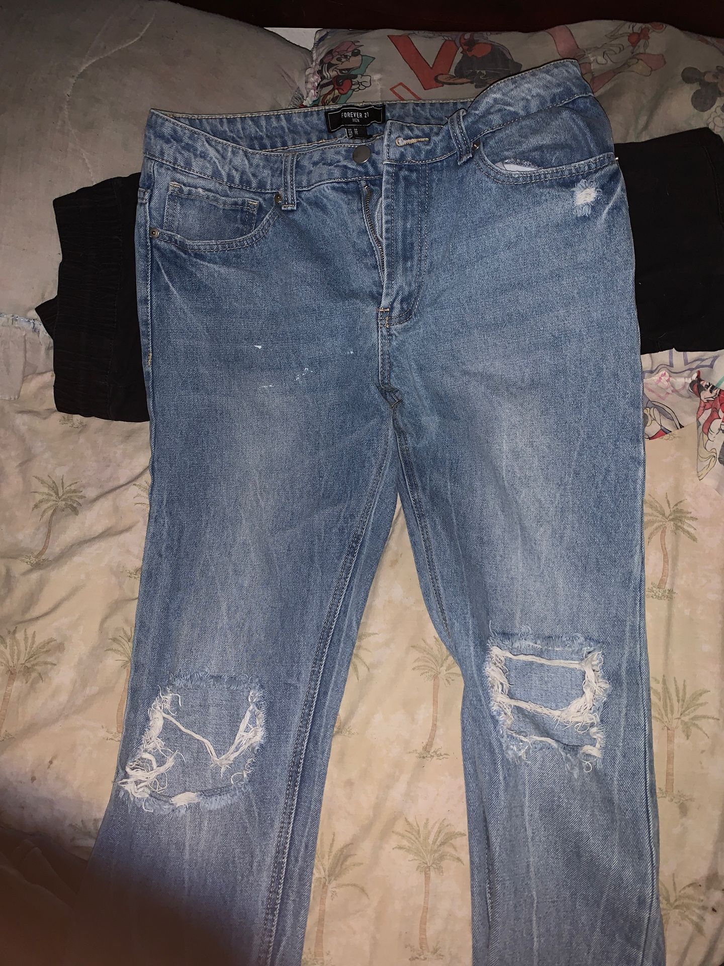 3 pairs of jeans for 80$