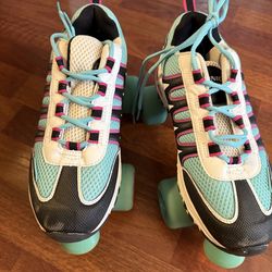 Sonic Cruiser Roller Skates