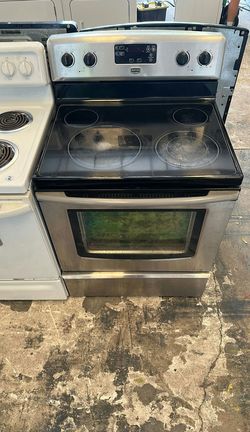 Maytag Stainless Steel Electric Range Glass Top