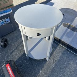 Round Side End Table With Drawer 