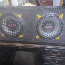 Two 450W IMPP pioneer Speakers 