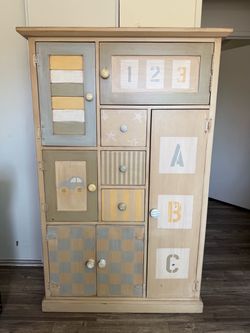 Dresser