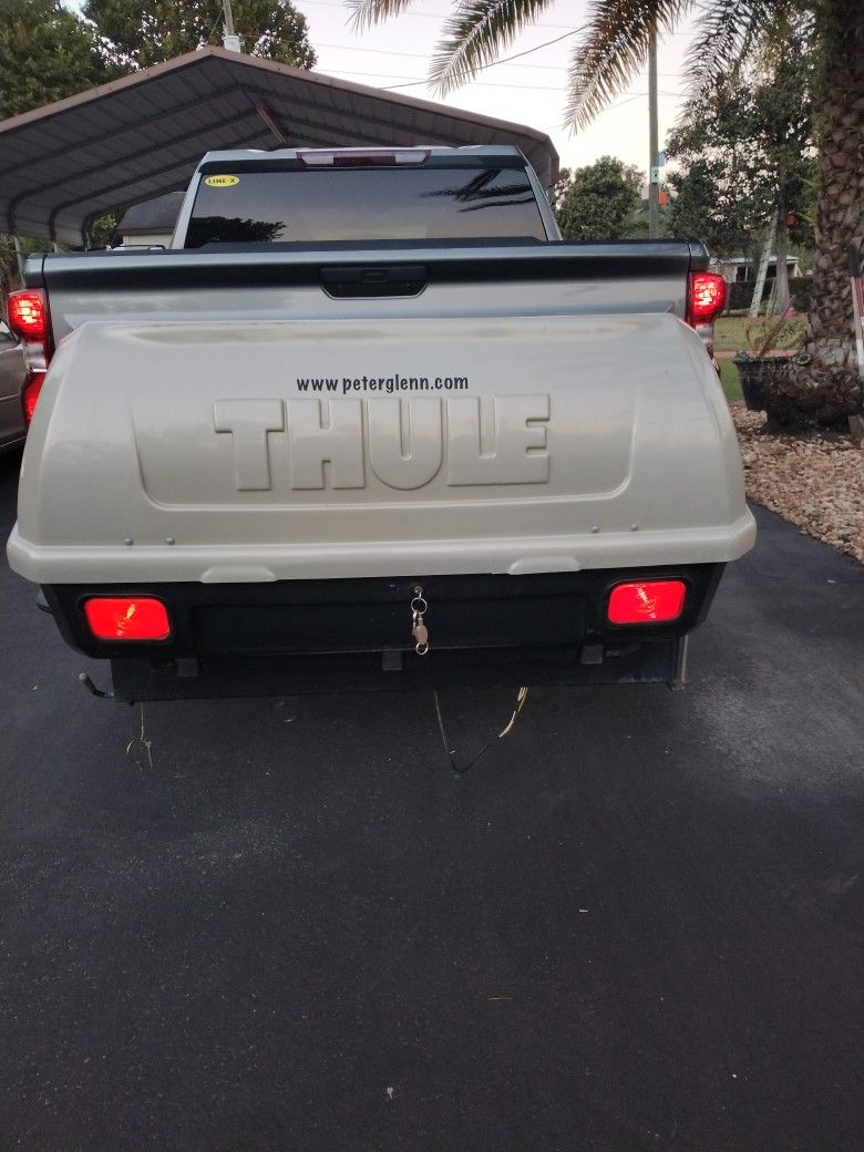 Thule 684 Terrapin Hitch Mount Cargo Box for Sale in Summerfield, FL