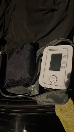A&D Blood Pressure Monitor Upper Arm UA-651BLE-V Series