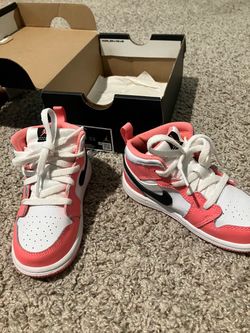 Air Jordan 1 Mid Toddler Sneakers