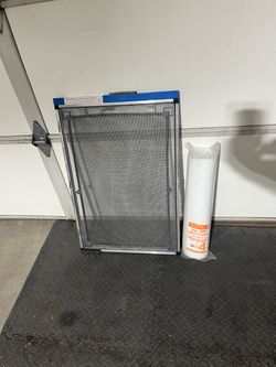 Respicare CG Electronic Air Cleaner with bag of pads