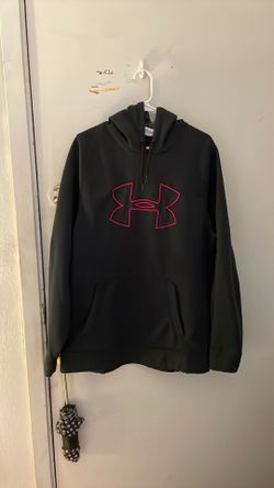 Under Armour Black sweatshirt