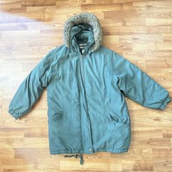 Green parka jacket with removable hood