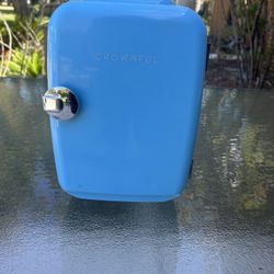CROWNFUL Mini Fridge 4L Portable Cooler & Warmer for Skincare, Food, Blue