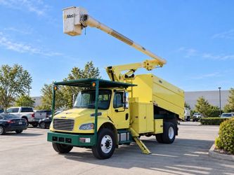 2017 Freightliner M106