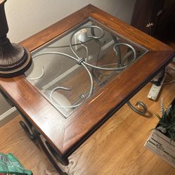 2 Lamp Tables And 1 Coffee Table 