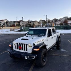 2020 Jeep Gladiator 
