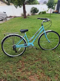 700c Schwinn Admiral Women's Hybrid Road Bike