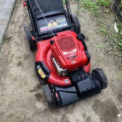 Like New Troy Built Lawn Mower With Bag 
