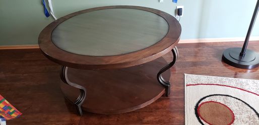 Sturdy brand new center /coffee table with wheels