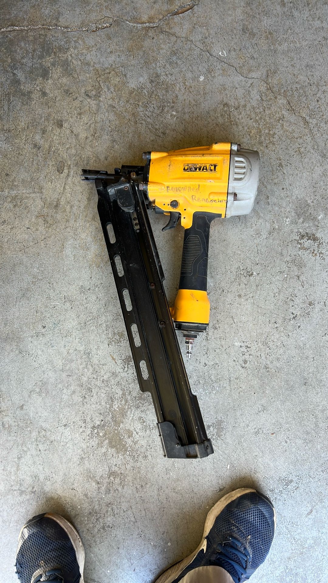 Dewalt
