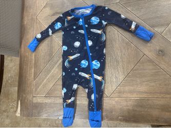 Lucky Elk Baby Rocket Space Zip-Up Footed Sleeper | Size 6–9 Months (Runs Small)