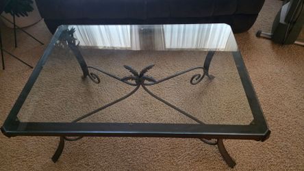 Glass coffee table and end table