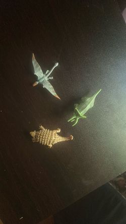 3 Small Dinosaurs