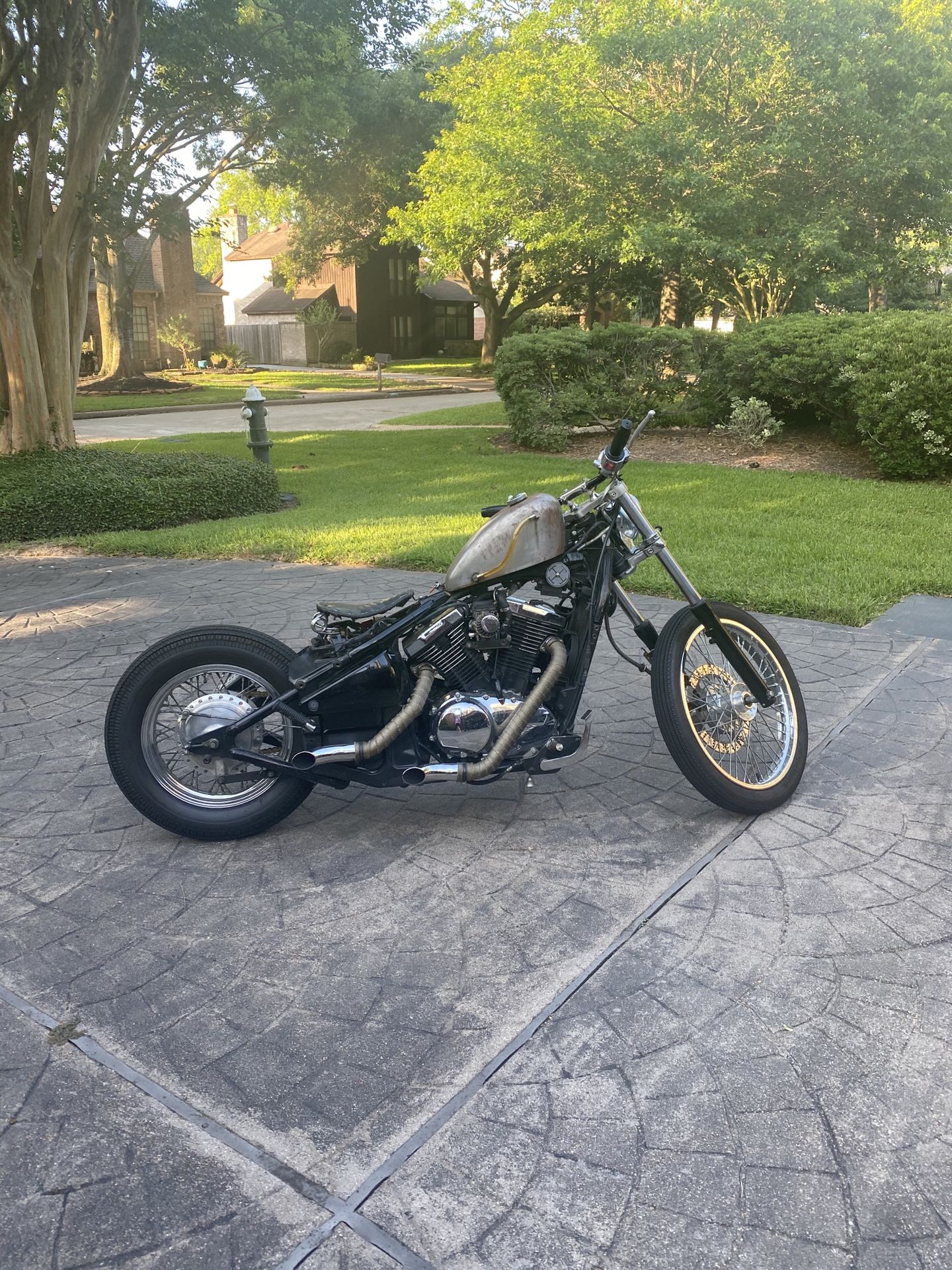 Kawasaki 1995 bobber rat bike