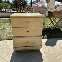 Nightstand 