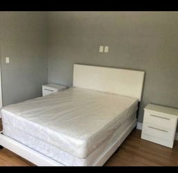 White Queen Bedroom Set 2 Night Stands With Mattress And Box Spring. Brand New