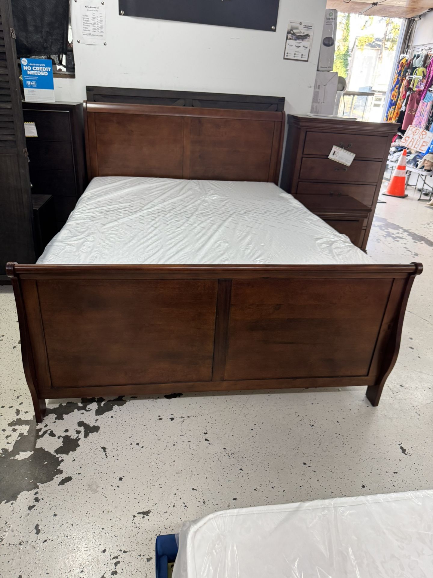 Cherry Queen Bed Frame And Mattress Set