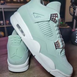 JORDAN 4 RETRO 'ABUNDANCE/SEAFOAM' (WOMEN'S) (2025) (NO BOX)