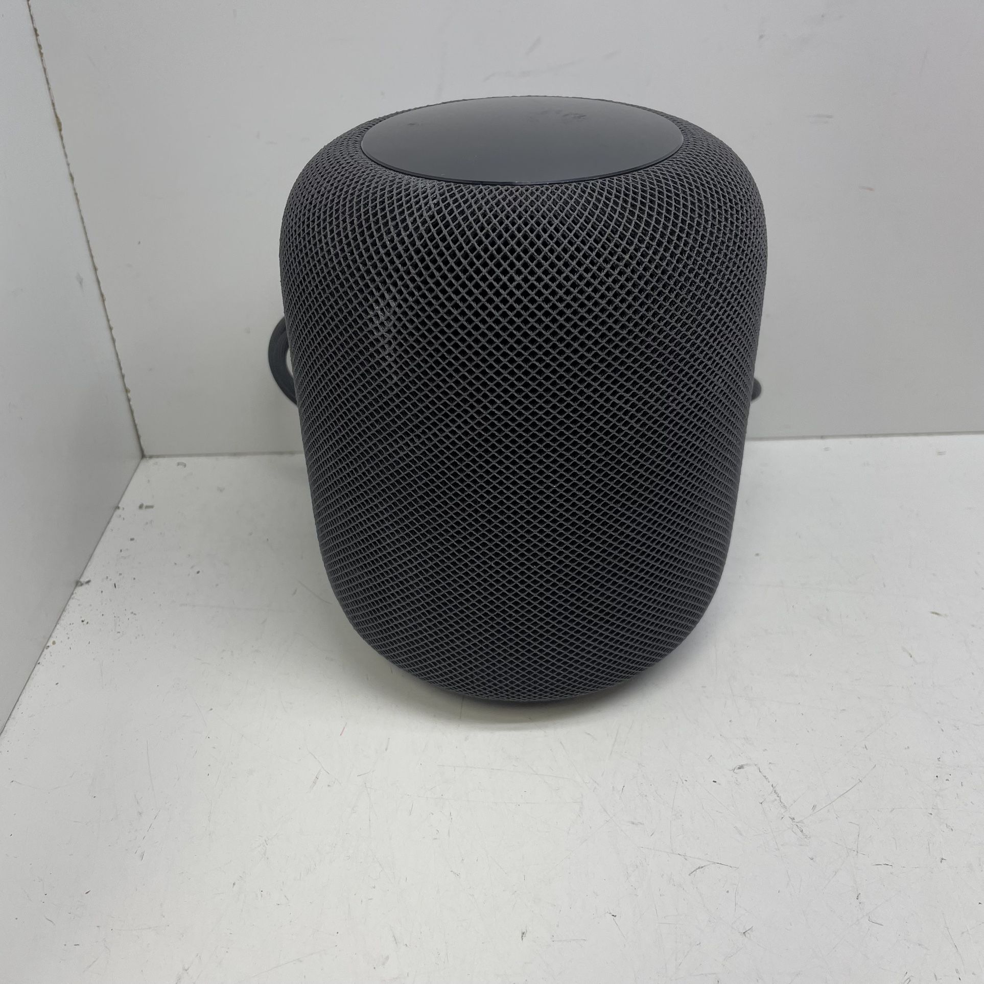 Apple 1st Gen HomePod 200147