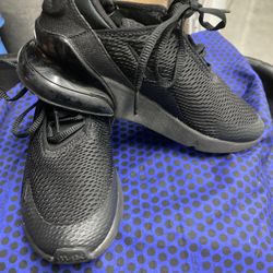 Nike Air 270
