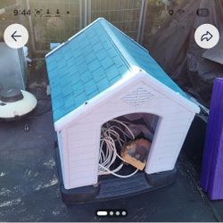 Weather Proof Plastic Dog House 