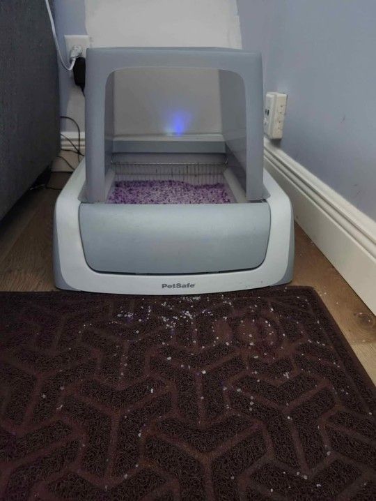 PetSafe Scoop Free Automatic Self Cleaning LitterBox