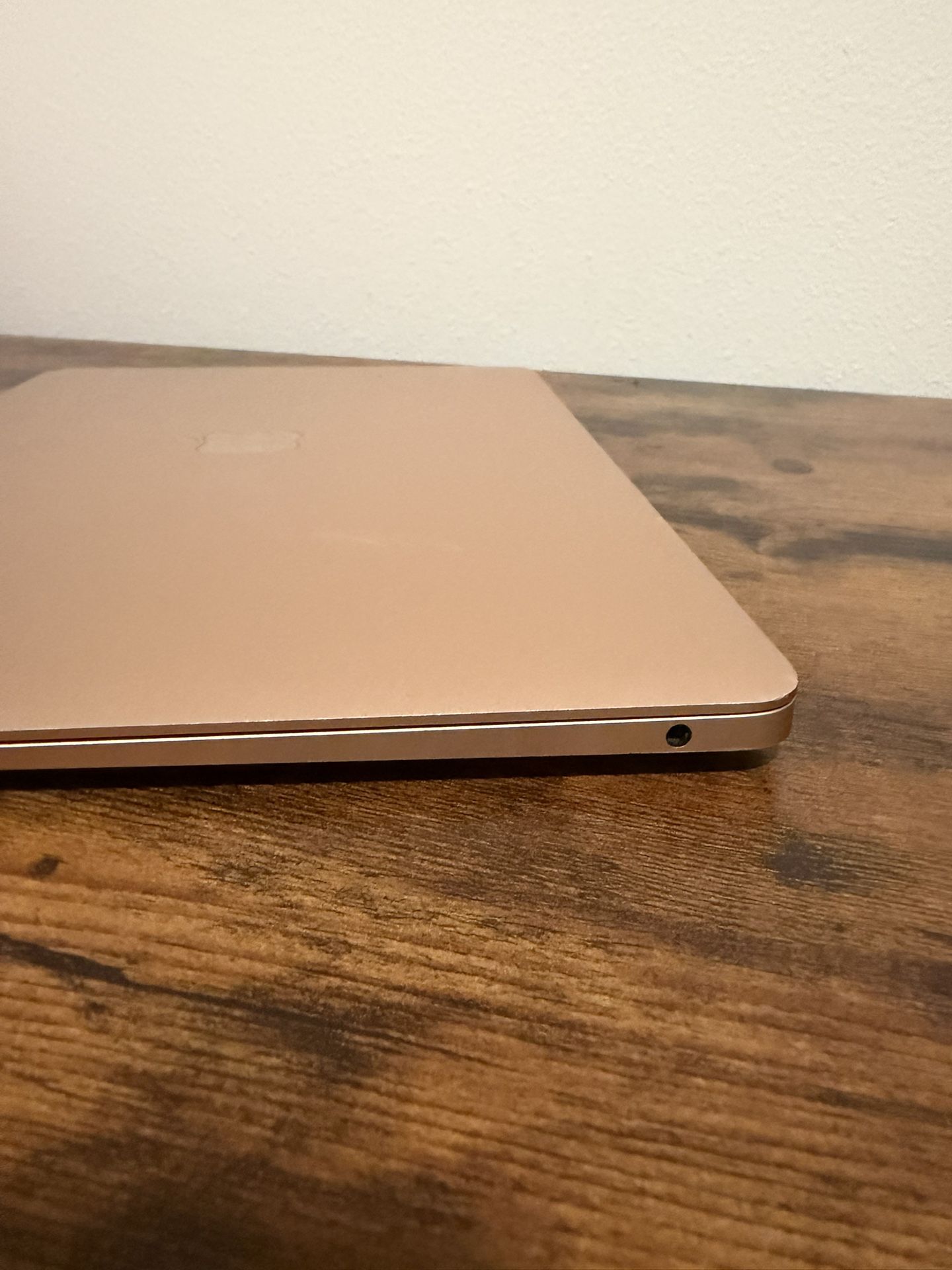  MacBook Air (M1, 2020) Gold  | 8GB RAM | 128GB SSD 13"