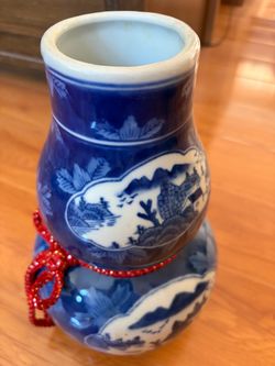 Vintage Chinese Blue and White Porcelain Double Gourd Vase 11.5”