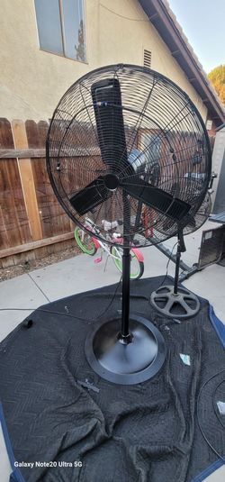 35" Industrial High Speed Fan With Misters Don't Miss Out Firm Price