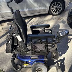 Jazzy J6 Scooter