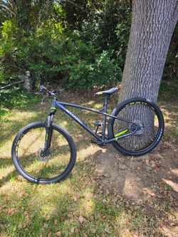 Haro Double Peak Trail , 29" wheels, size M