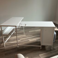 Desk - Like New ( White Color L-Shape)