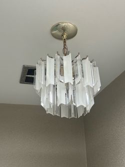 Light fixtures