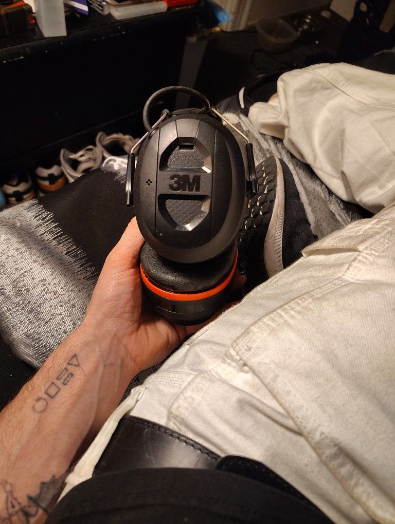 3m Noise Cancelling Headphones With Walkie Talkie Capabilities